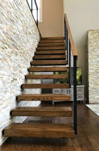 Как выбрать деревянную лестницу?