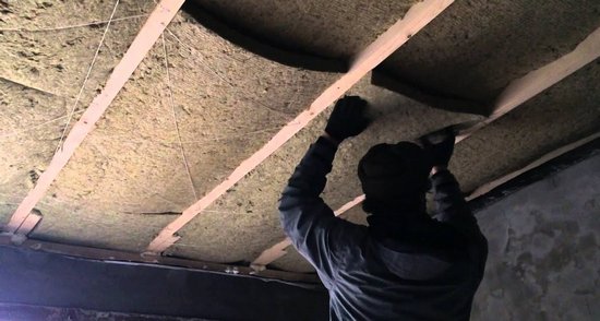 Чем утеплить потолок в гараже: потенциальные претенденты, их плюсы и минусы